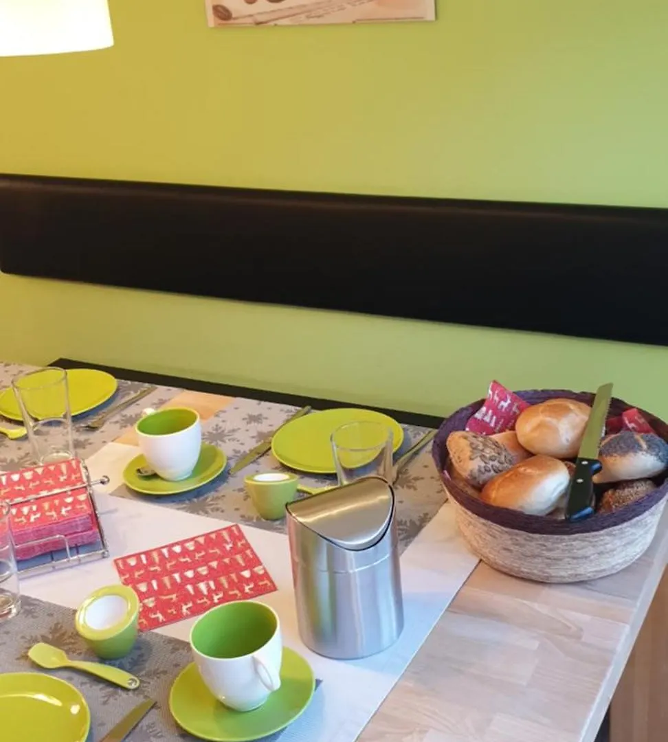 Guest house Gaestezimmer , Pension Wauri Waldenbuch