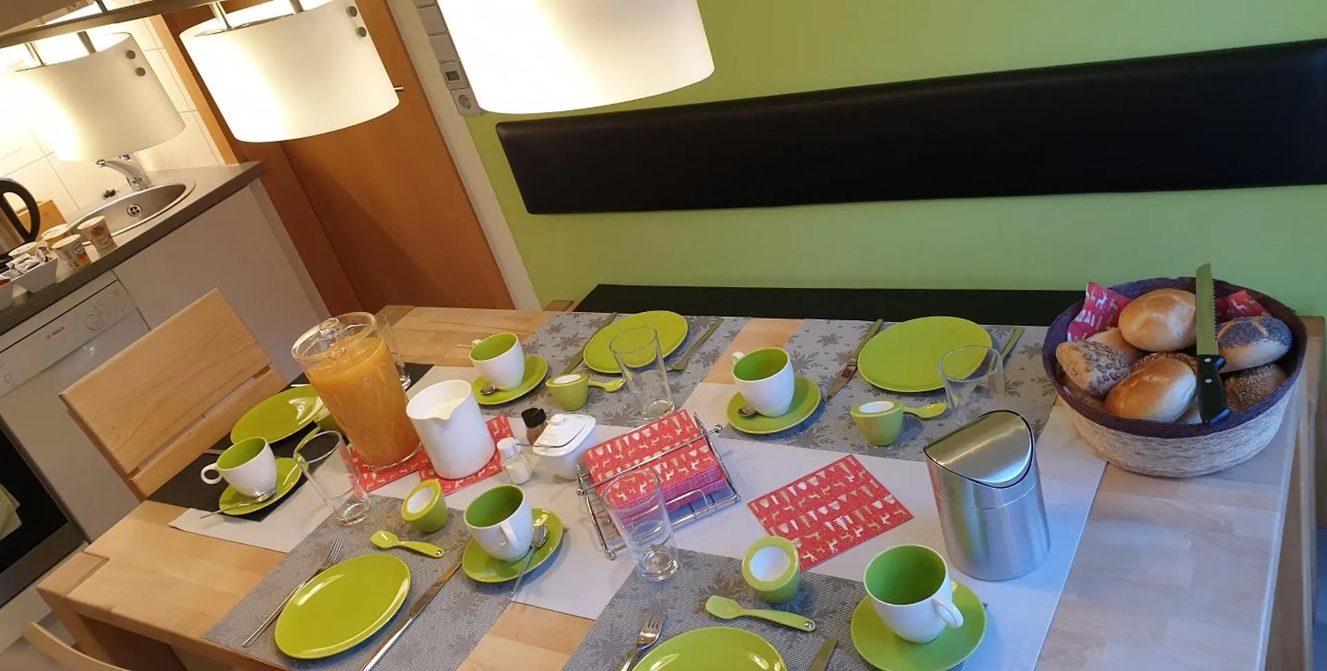 Guest house Gaestezimmer , Pension Wauri Waldenbuch